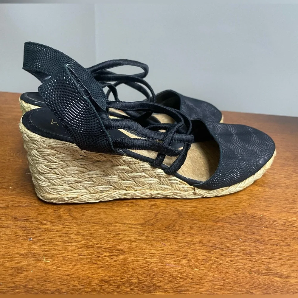 Lauren Ralph Lauren Black Espadrilles Women’s Size 7B